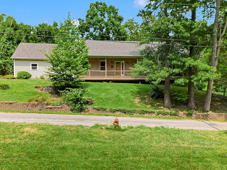 6 Hadley Ln — Photo 7