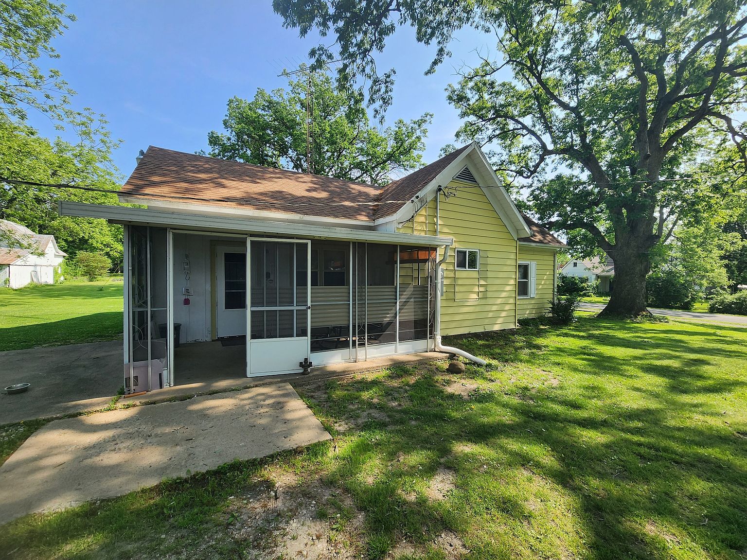 406 S Warren St, West Lebanon, IN 47991 Zillow