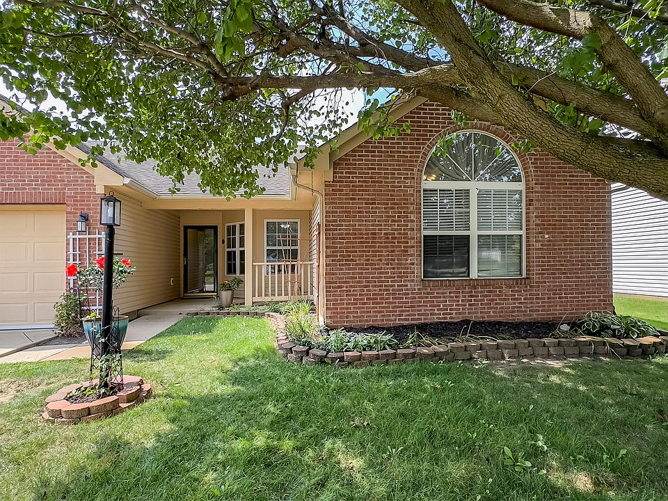 1st image of 632 Sweet Creek Dr