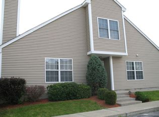 28 Sparrow Ridge Rd, Carmel, NY 10512