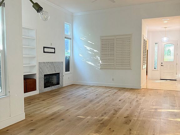 3rd image of 2513 Campden Way