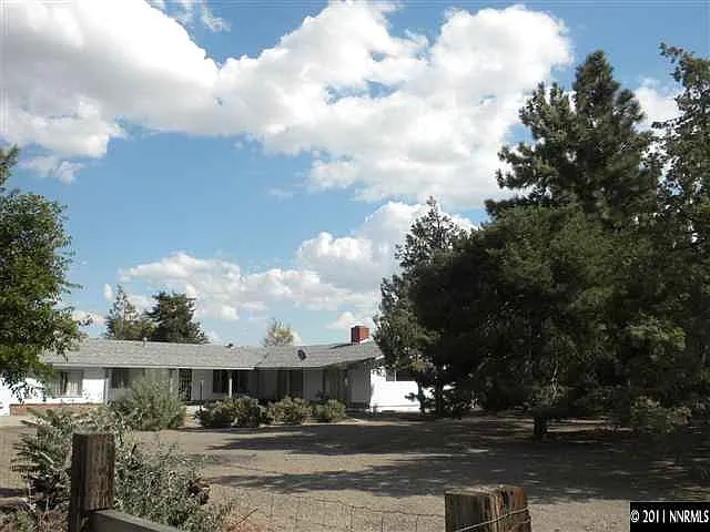 3908 Deodar St photo 1