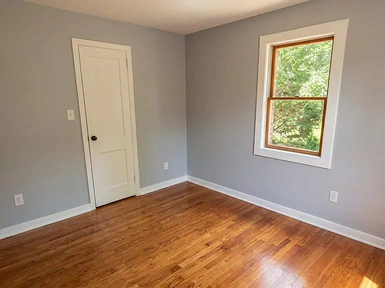 113 S Lake Dr — Photo 6