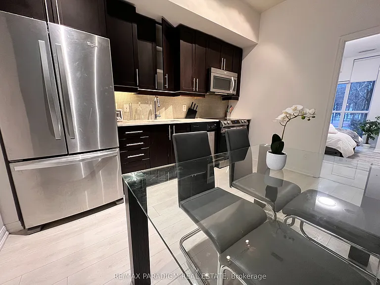 35 Bastion St #109 — Photo 11
