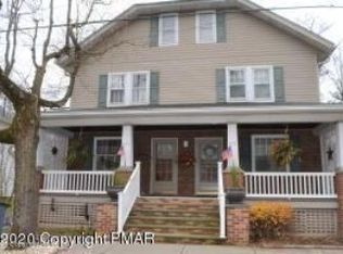 877 Scott St, Stroudsburg, PA 18360