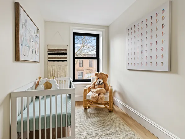 409 Sackett Street image 18 of 25