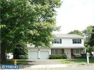 18 Weyburne Rd, Hamilton, NJ 08690