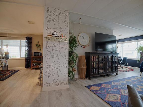 5th image of 1600 E Vista Way Space 84