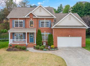 1313 Montford Ln, Knoxville, TN 37922