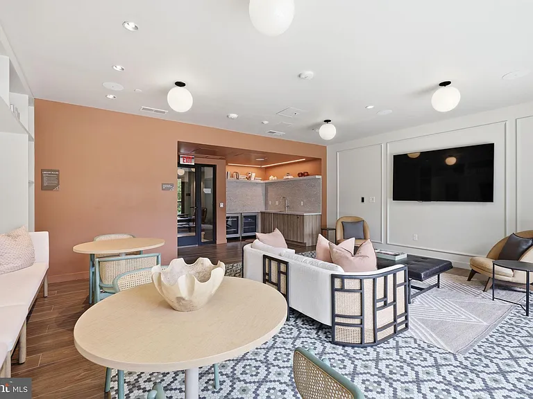 7175 12th St NW #201 — Photo 12
