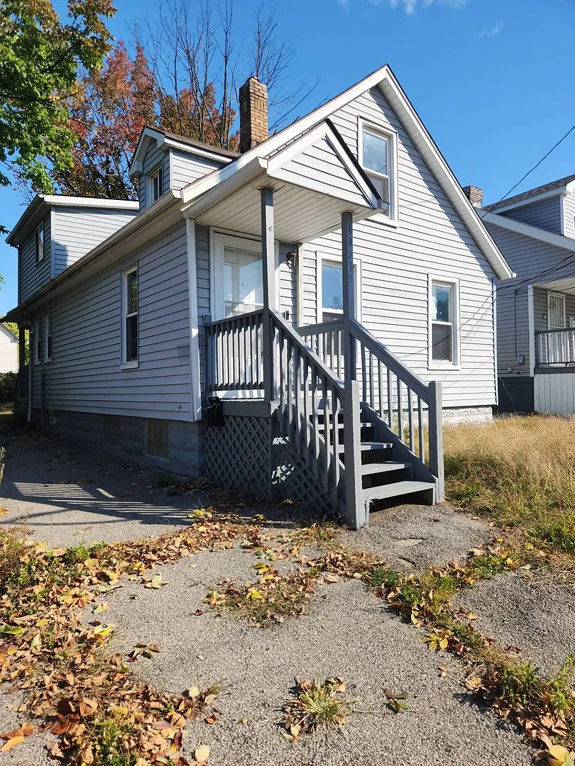 Charming 3-Bedroom Property in Prime Location — Photo 1