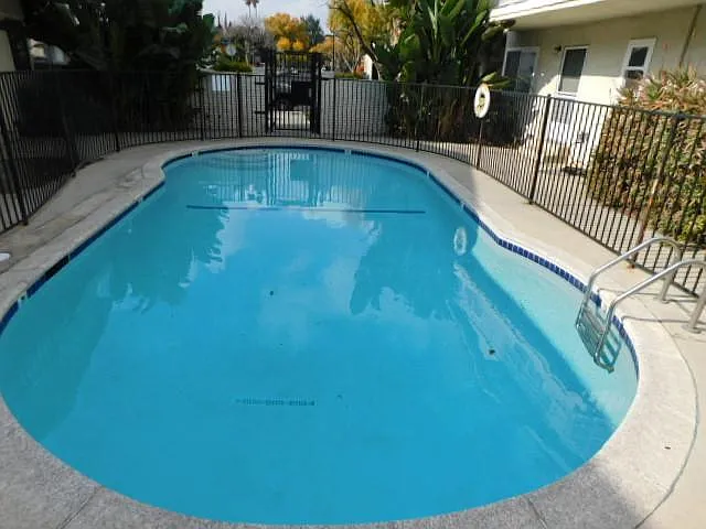 8428 Amigo Ave #10 — Photo 18