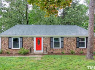 4608 Huntington Ct, Raleigh, NC 27609