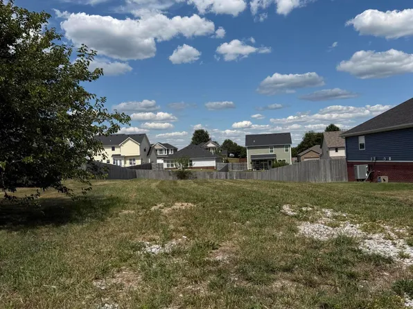 5025 Barbaro Ct, Richmond, KY 40475