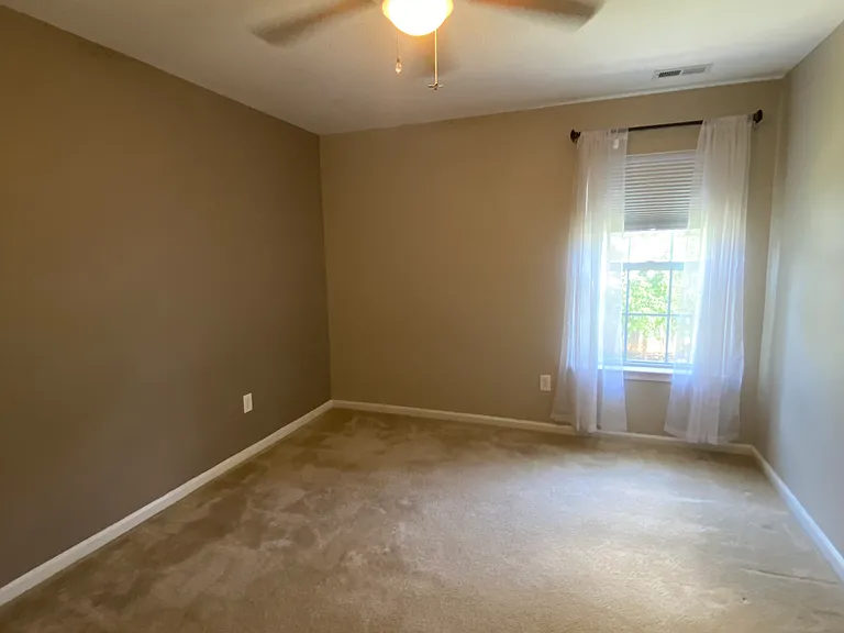 108 Fawnbrook Dr — Photo 8