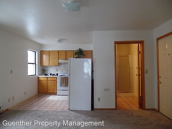 2nd image of 1618 N Lincoln St APT 2
