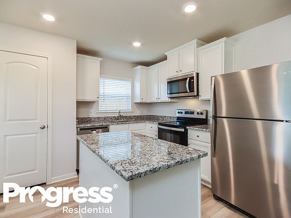 5th image of 10433 Sweetwater Creek Dr
