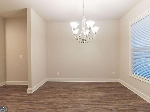 4th image of 55 Donegal Way