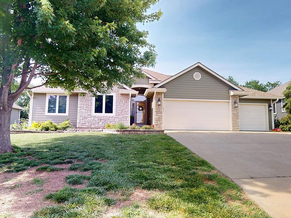 1st image of 3404 SE 39th Ter