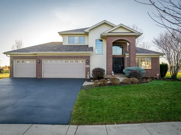 7338 W Ridge Ln, Cherry Valley, IL 61016