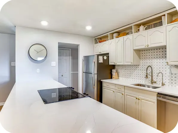 6317 Yarmouth Ave, North Richland Hills, TX 76182