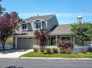 700 Newport Cir, Redwood City, CA 94065