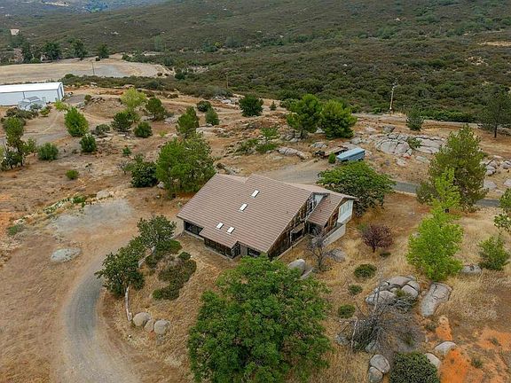 4th image of 23660 Old Ranch Rd