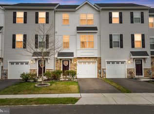 58 Aviary Rd, West Deptford, NJ 08086