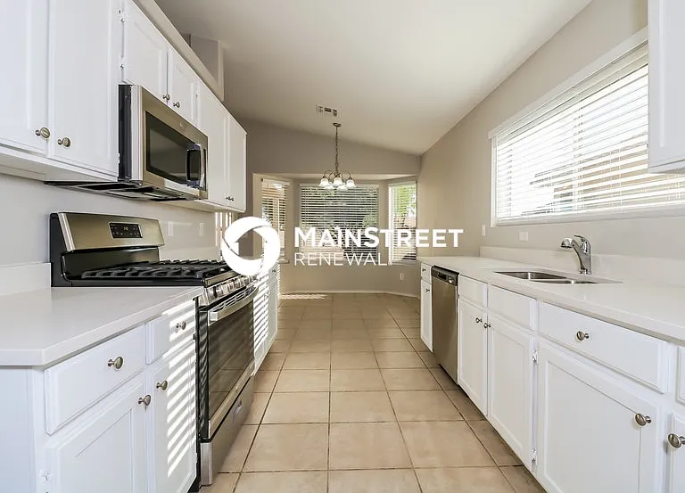 12509 W Palm Ln — Photo 7