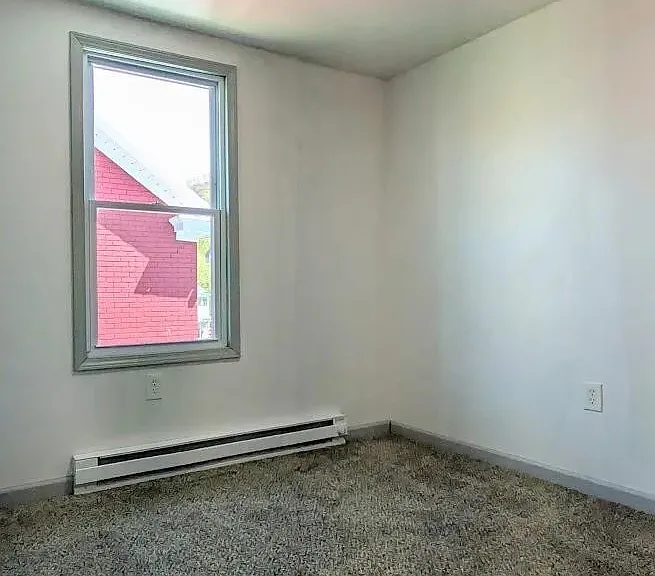 806 Spring St #B — Photo 10