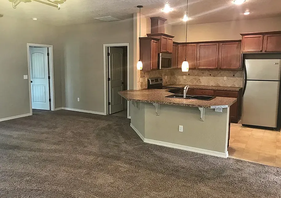 2 bed, 1084 sqft, $1,800 — Photo 3