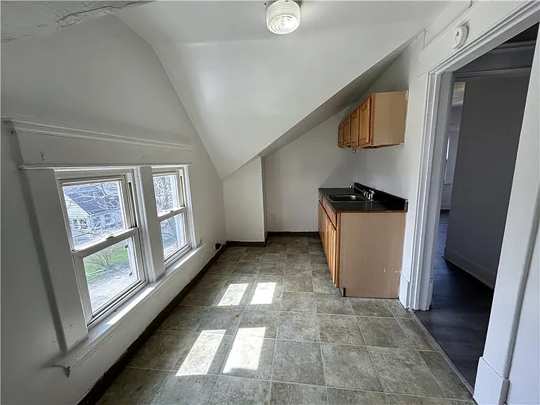 2526 Sunset Blvd #2 — Photo 10