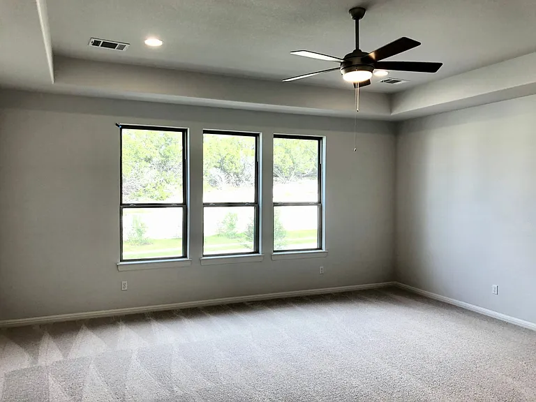 1920 Murano Ln — Photo 11