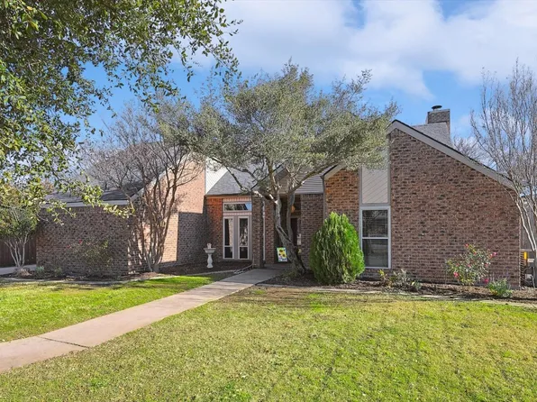 810 Highland Hills Ln, Highland Village, TX 75077