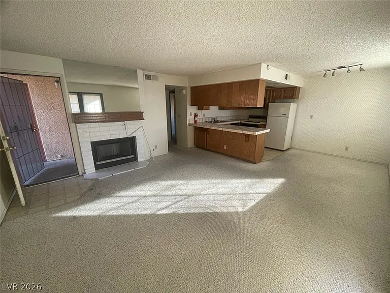 4181 Gannet Cir #241 — Photo 8