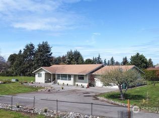 819 N Kendall Rd, Sequim, WA 98382