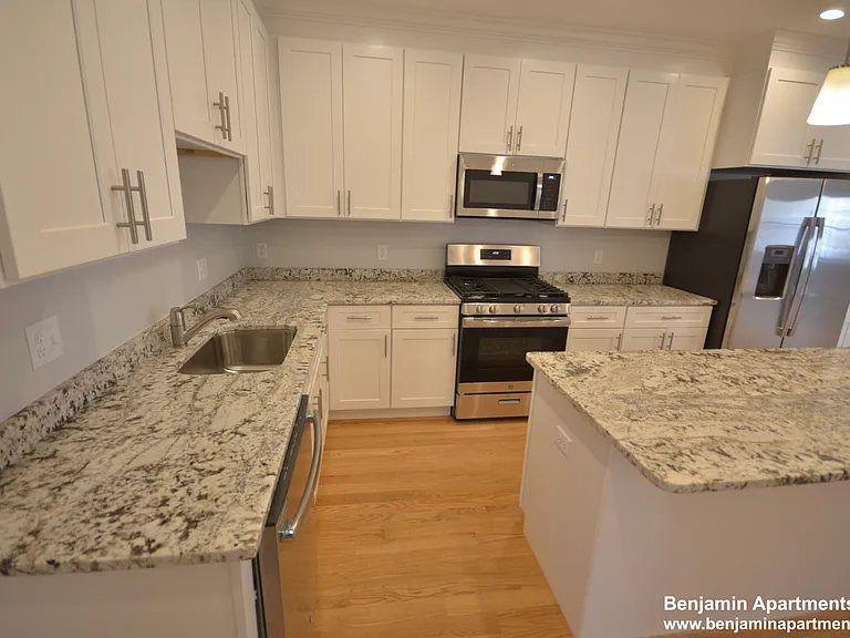 18 Bothwell Rd #5 — Photo 8