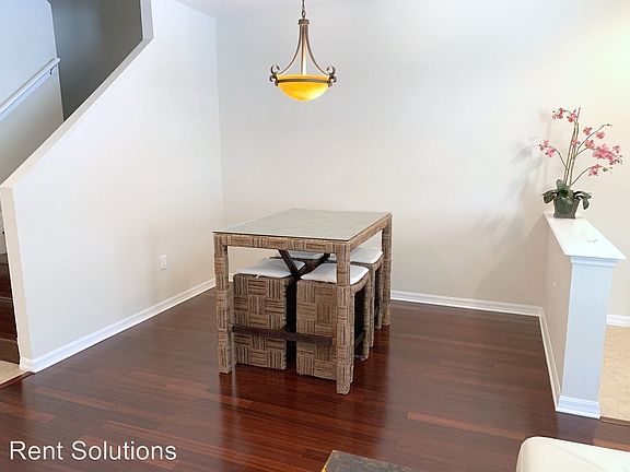 4th image of 7449 Arlington Grove Cir