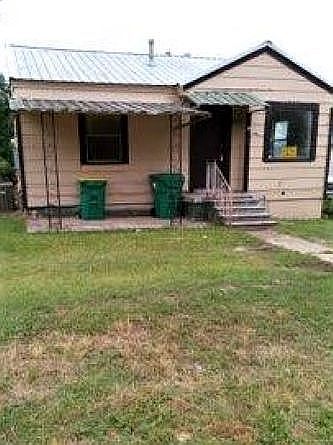1st image of 2311 College Dr