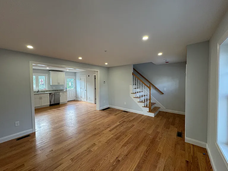 53 Concord St — Photo 12
