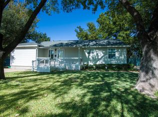 610 Wheat Hill Dr, Grand Prairie, TX 75051