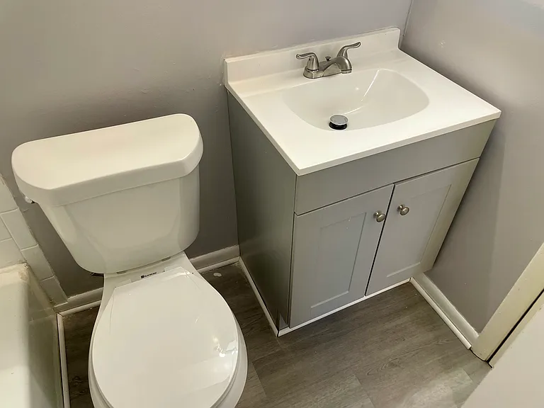 595 Brown St #2 — Photo 8