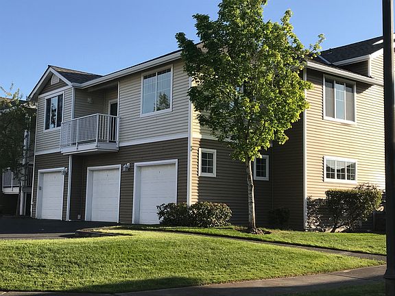 2nd image of 1113 61st St SE Unit E