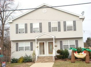 704 2nd St #2, Dunellen, NJ 08812