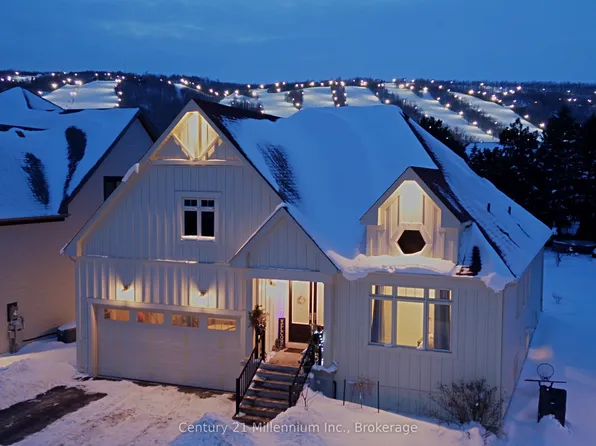 108 Creekwood Ct, The Blue Mountains, ON L9Y 0V1