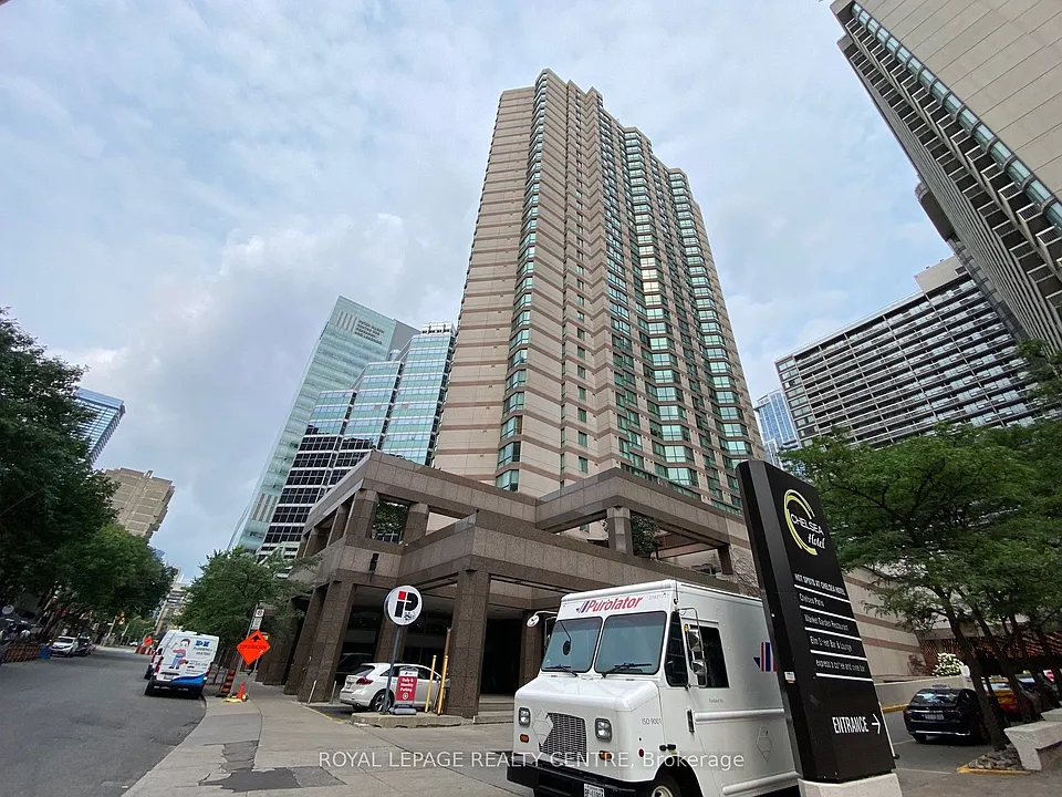 38 Elm St #2801