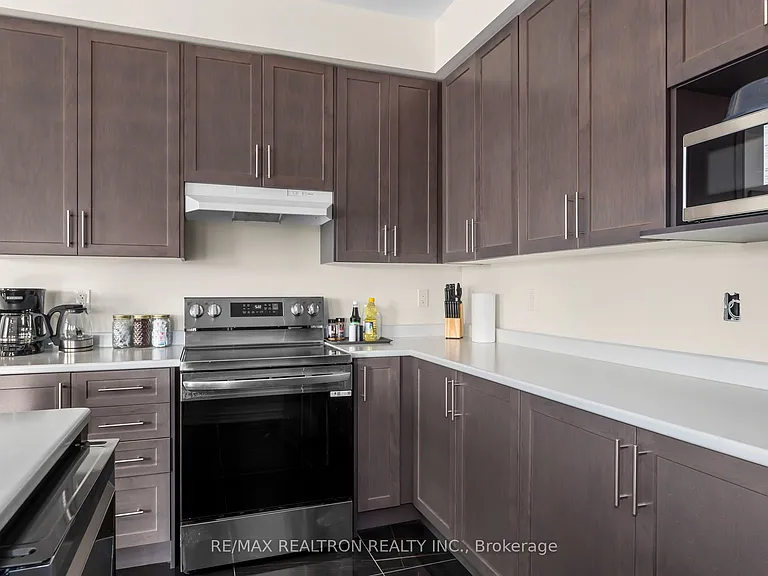2 Heather Fullerton Ave — Photo 26