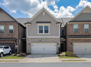 8275 Village Pl, Suwanee, GA 30024