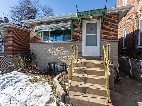 3rd image of 3749 Kosciusko St