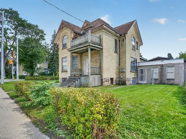 569 Frederick St, Kitchener, ON N2B 2A7